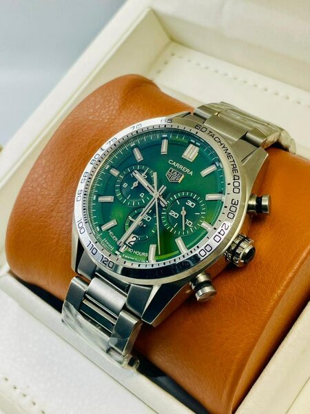 Montre Chronographe Homme Élégant