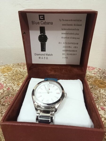 Original Tommy Hilfiger watch 50000 wali watch sirf 30000 me