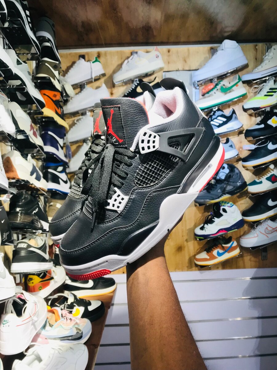 Jordan 4