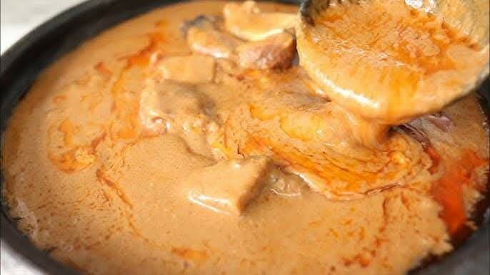 Foutou sauce arachides