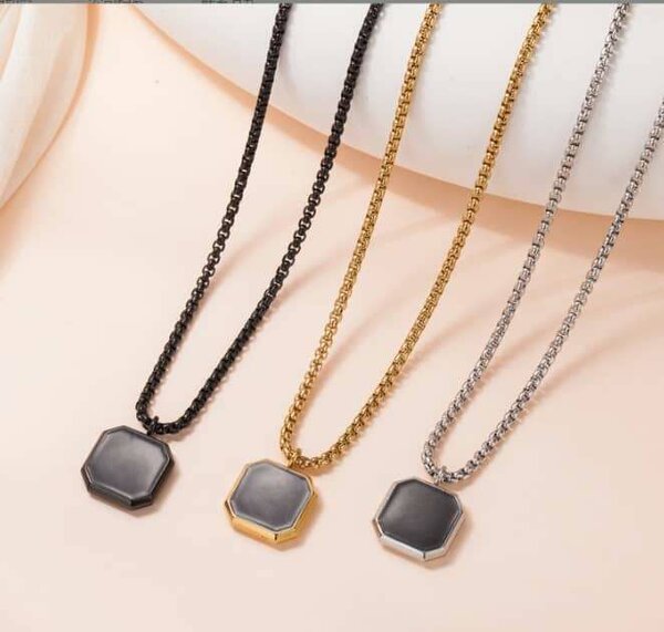 Trendy Geometric Pendant Necklace