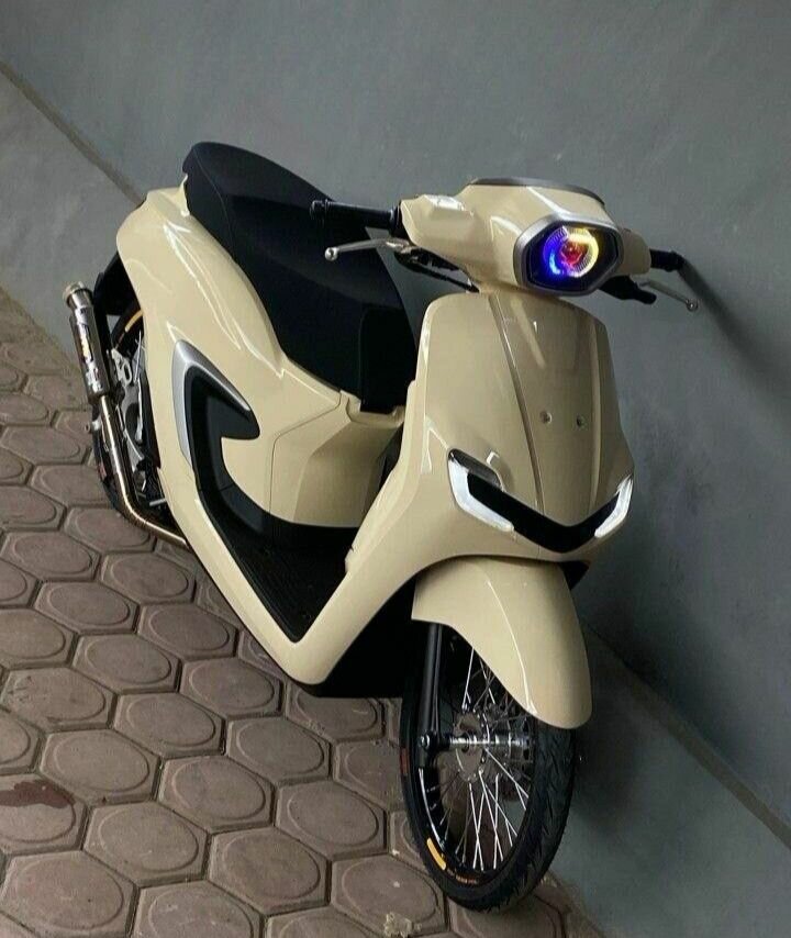 Scooter moderne beige