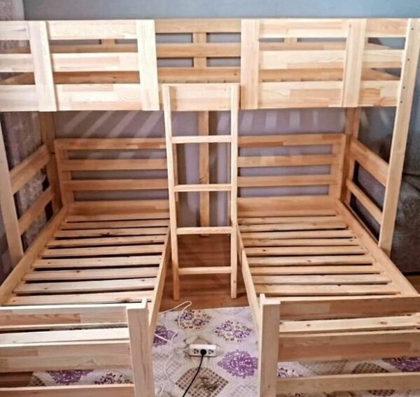 Lit superposé en bois