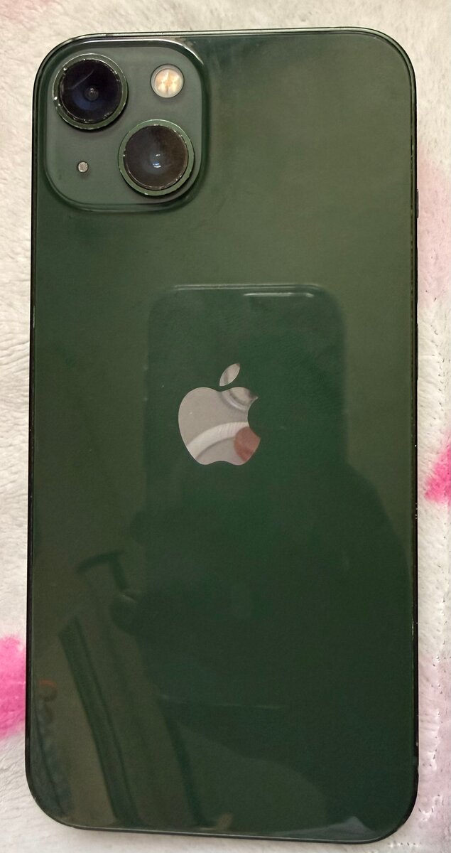 iPhone 13 Green