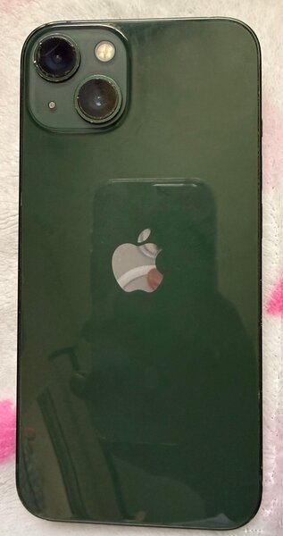 iPhone 13 Green