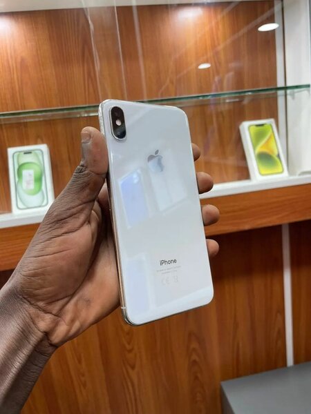 iPhone X Argent 256 Go