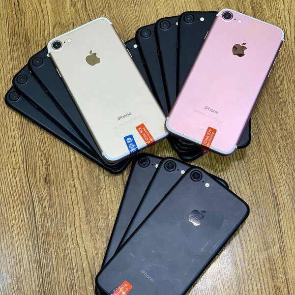 iPhone 7 reconditionné - 32Go - Noir, Rose ou Blanc