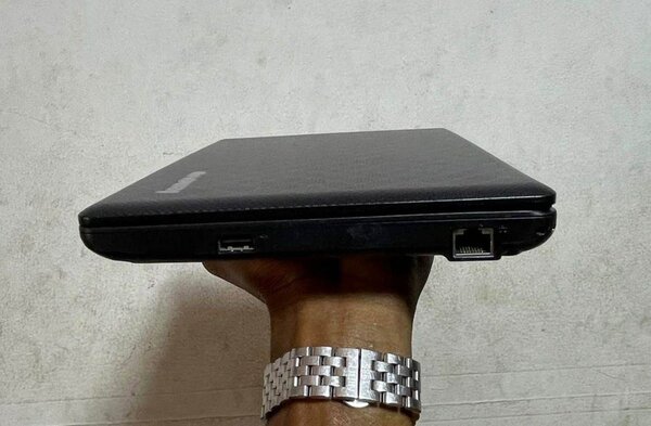 Lenovo Notebook Compact