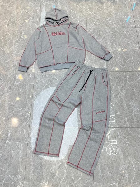 Ensemble de jogging gris