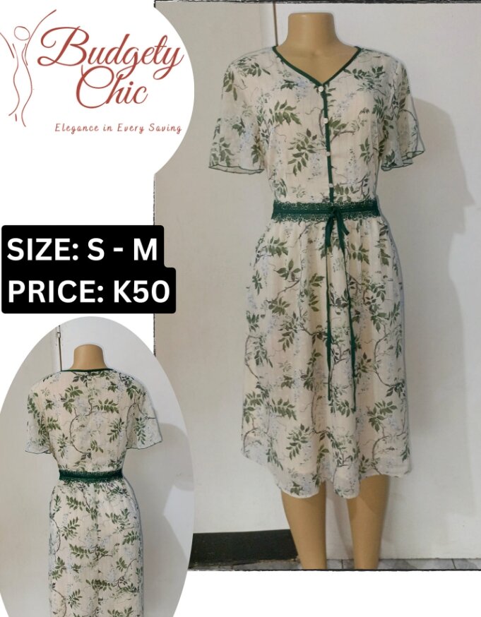 Chic women's dress color white size: s - m