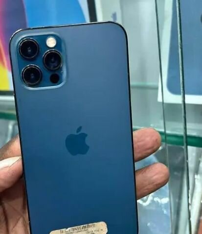 iPhone 12 Pro Max 128GB Bleu