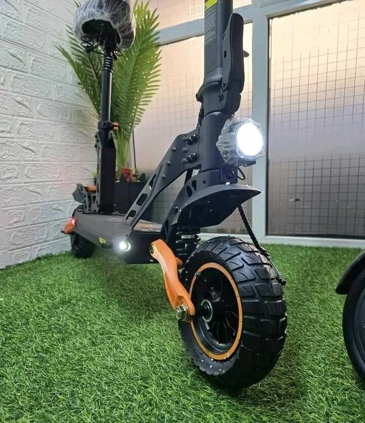 Trottinette électrique tout-terrain