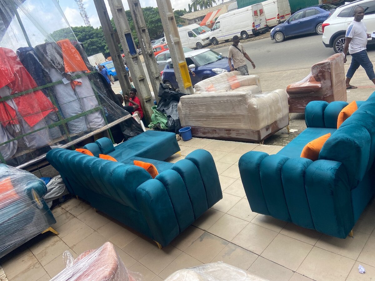 Canapé d'angle moderne en velours