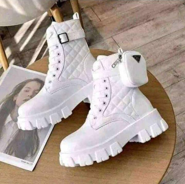Chaussure originale