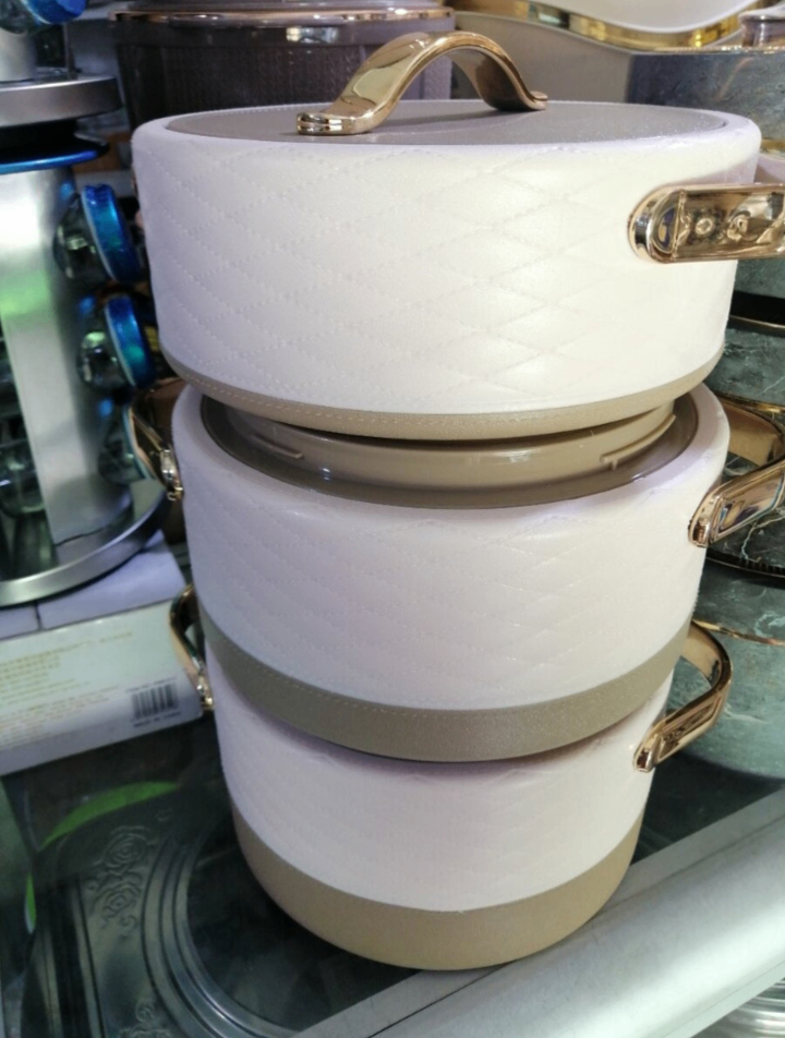 Set de casseroles empilables