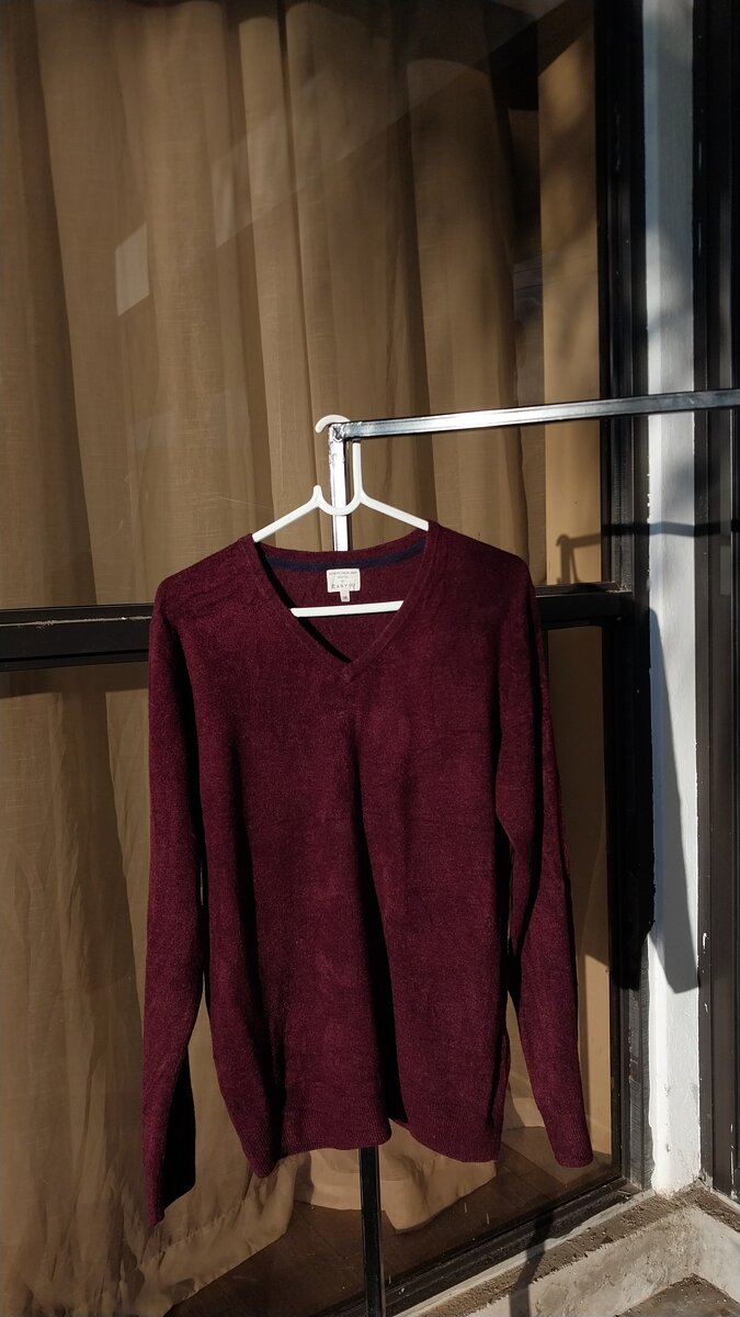 Maroon casual/smart sweater