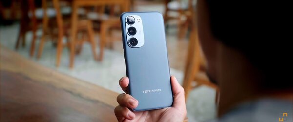 Smartphone Tecno moderne