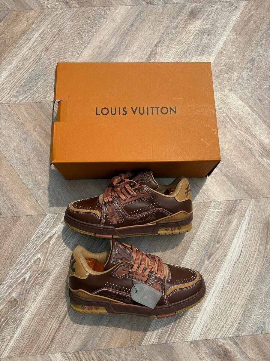 Sneakers en cuir marron luxueux