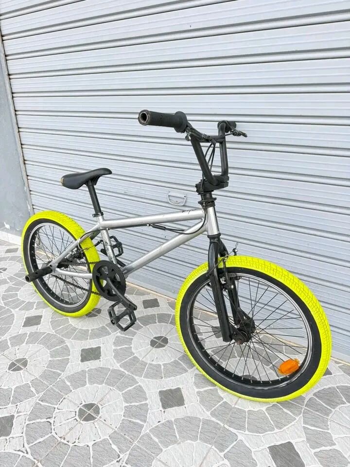 BMX vélo freestyle