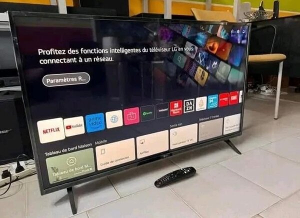 Téléviseur intelligent LG avec écran LCD