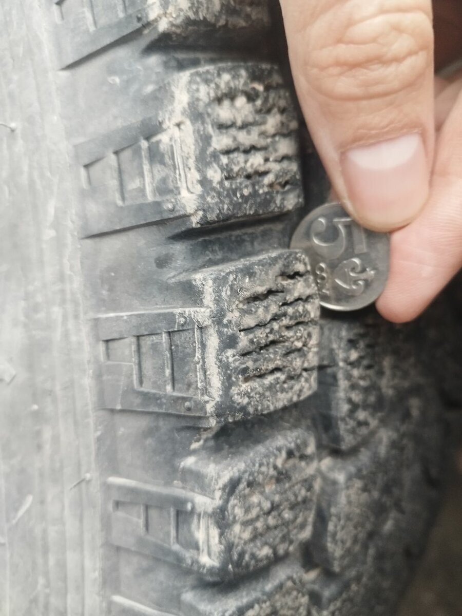 шины зимние maxxis 235 75 р15