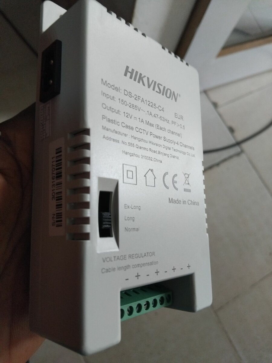 Bloc alimentation pour caméra 12V 4 canaux