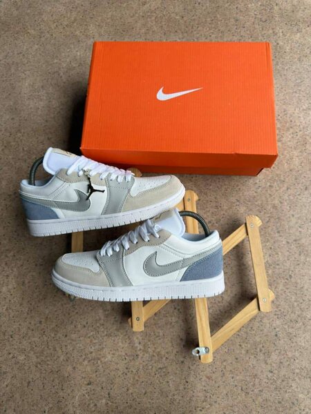 Baskets Nike tendance blanches