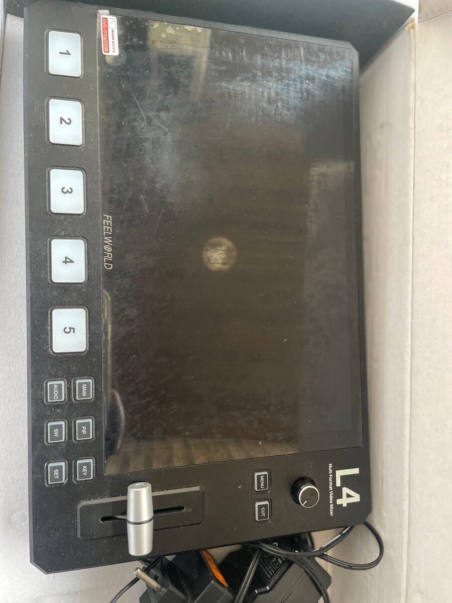 Feelworld L4 Switcher Vidéo