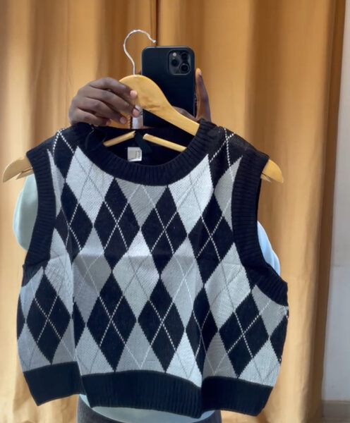 Pull sans manches à losanges