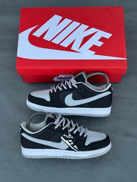 Nike Dunk Low Noir et Blanc