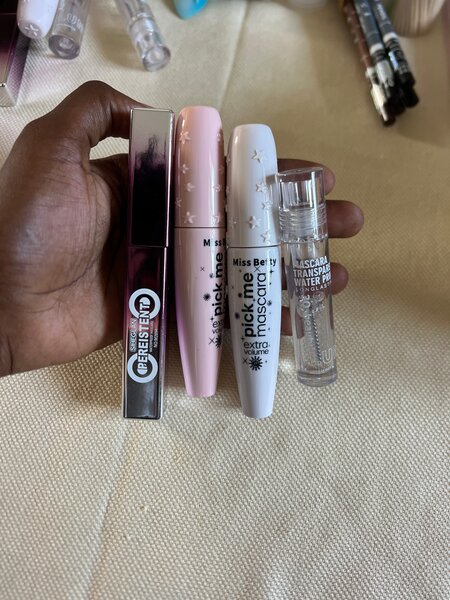 Mascara hydrofuge Miss Beauty