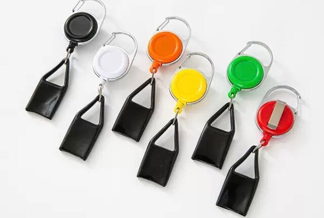 Lighter leash/holder