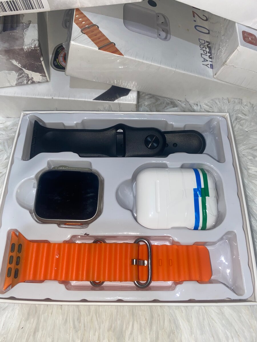 Montre Connectée i8 Ultra