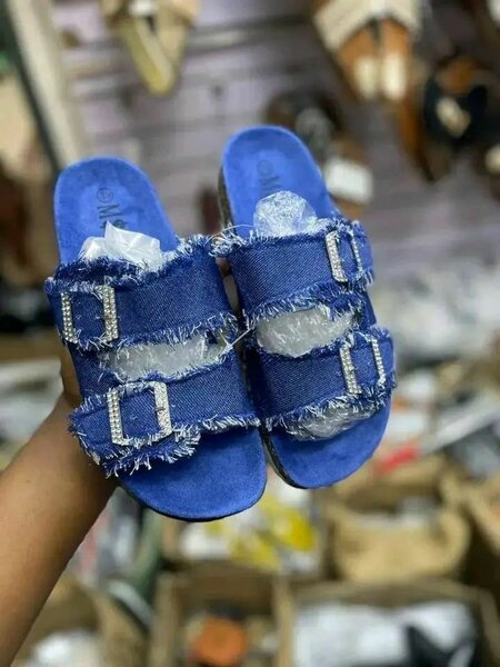 Sandales en denim brillantes