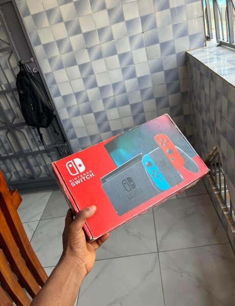 Nintendo Switch Console