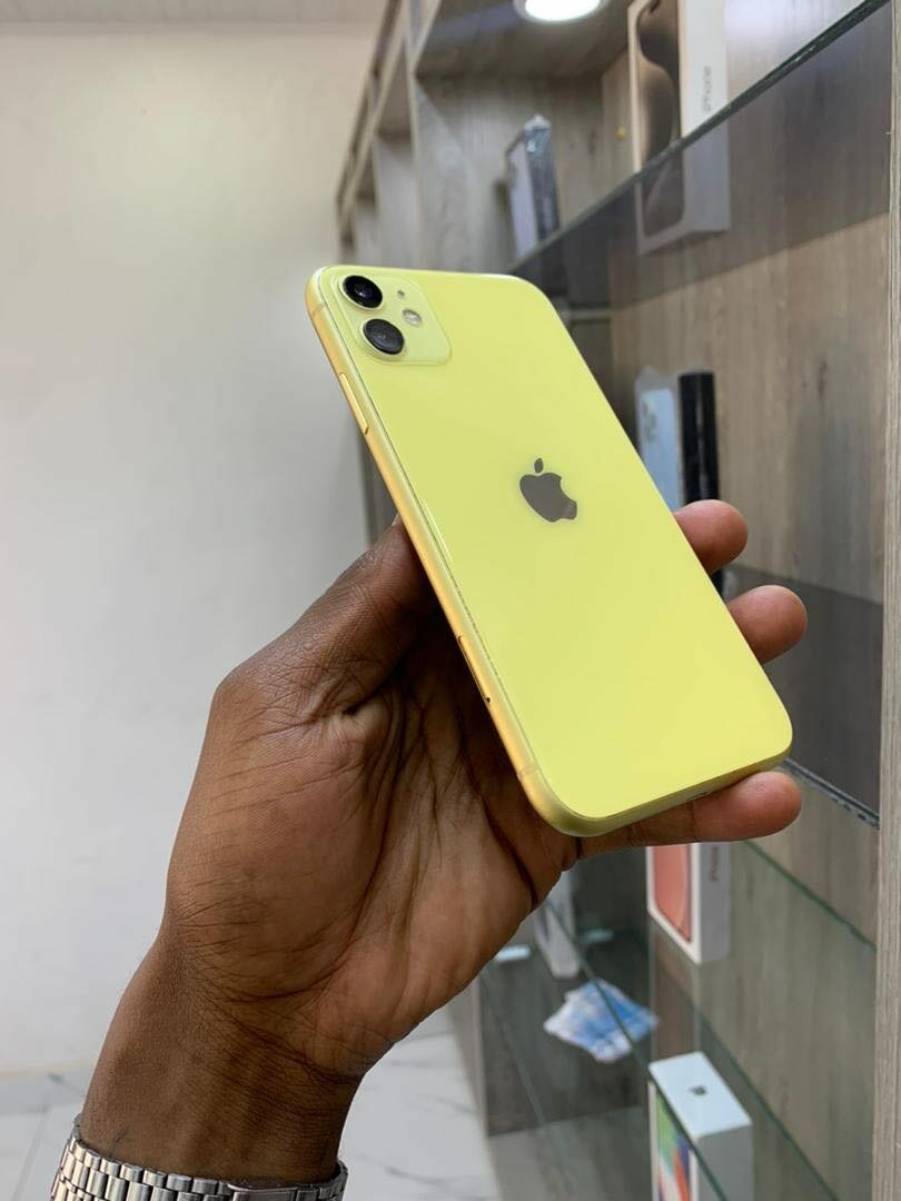 IPHONE 11 64GB