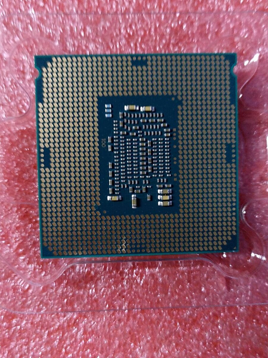(i7 6700)  Процессор Intel Xeon E3-1240 V5 3.5-3.90 LGA1151