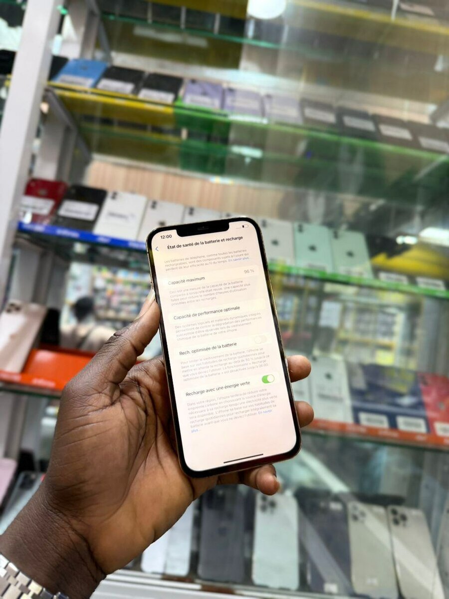 iPhone avec écran Retina HD