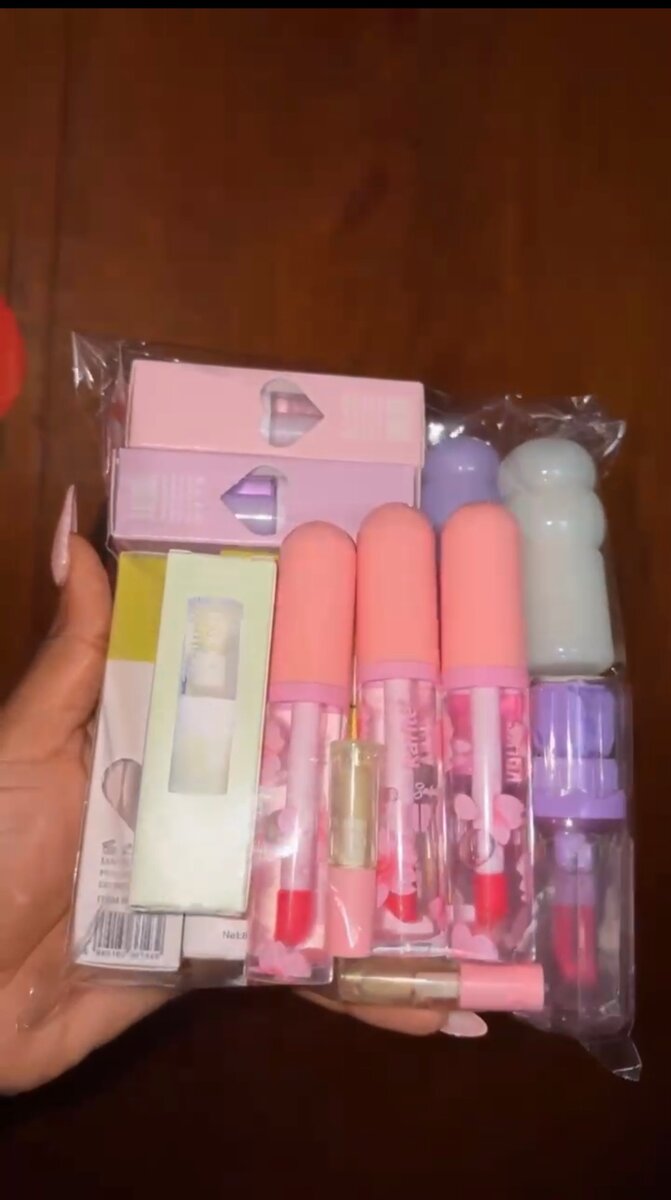 Coffret Beauté: Rouges à Lèvres & Faux Cils