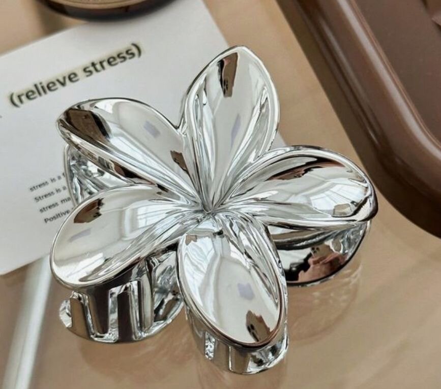 Pinces à cheveux fleurs tendance