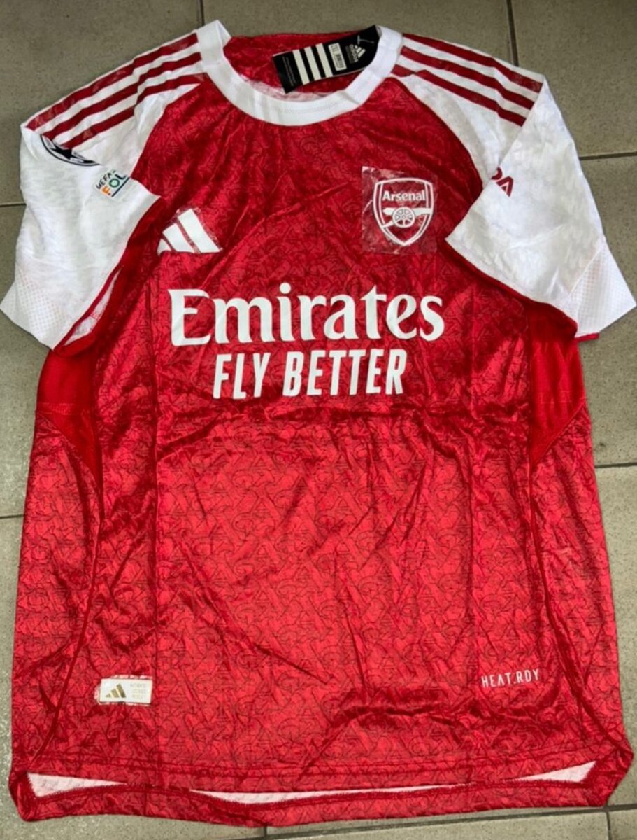 Maillot de football Adidas rouge