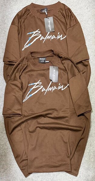 T-shirt décontracté logo stylisé