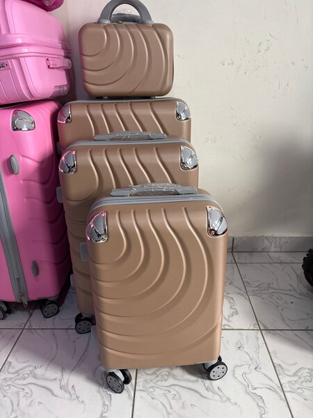 Disponibles en plusieurs coule