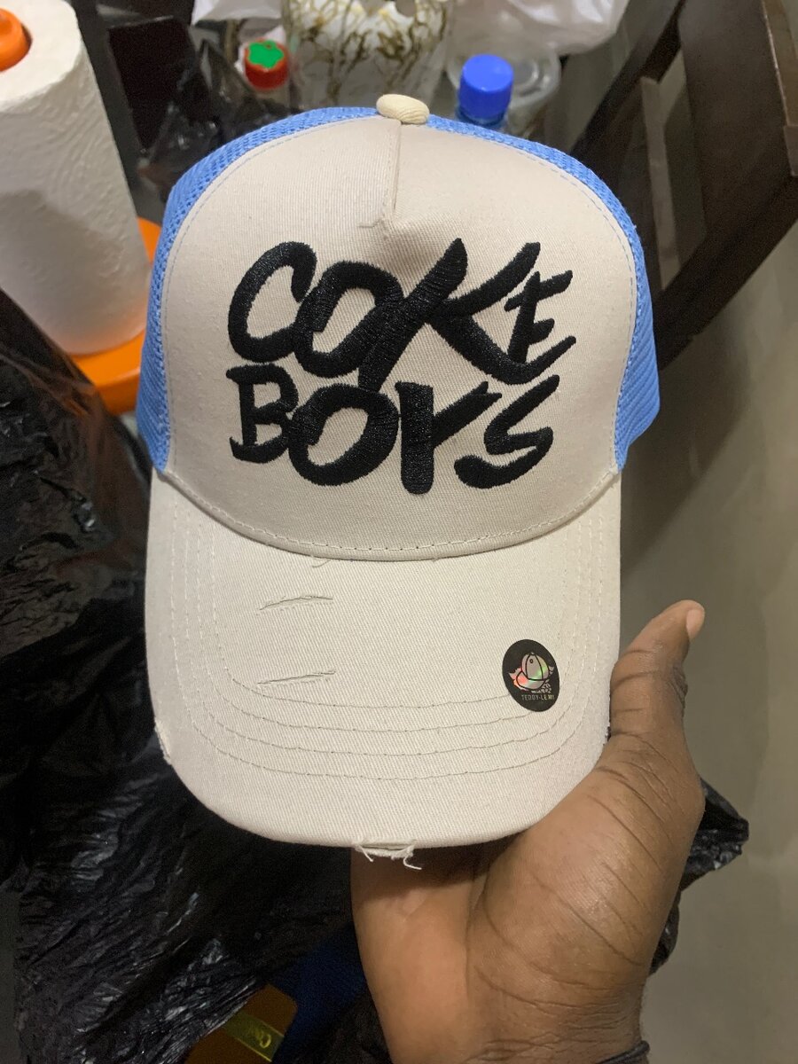 Casquette tendance brodée