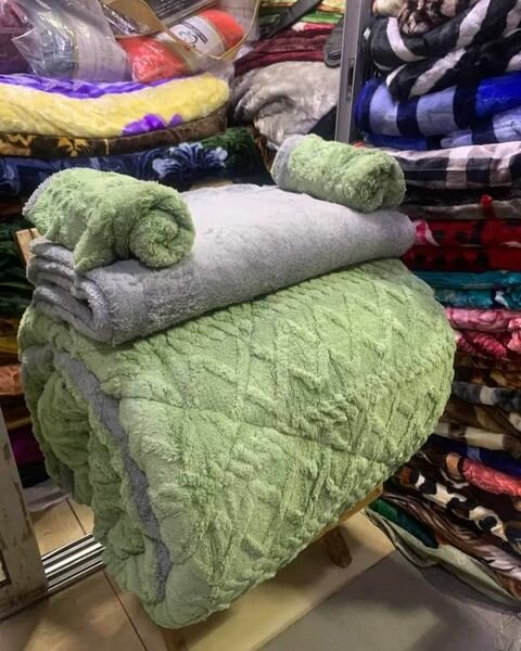 Thick duvet queen size 4pcs