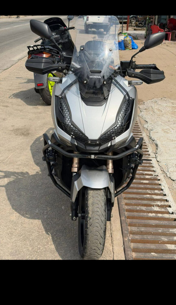 Scooter touring robuste