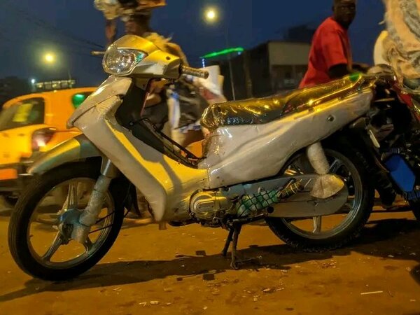 Scooter urbain moderne