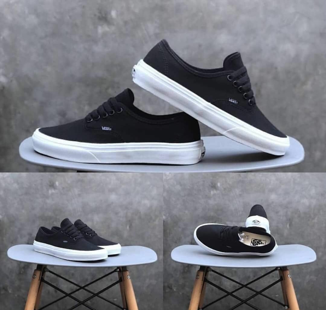 Vans Authentic Mono Noires