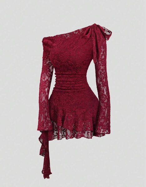 Robe en dentelle rouge pour femmes