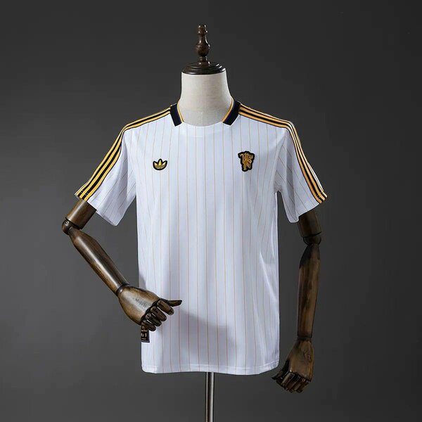 Maillot de football Nike adidas